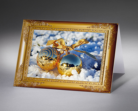 Goldene Weihnachtskugeln