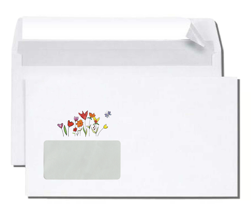 Weißer selbstklebender Kuvert mit Fenster. Über dem Fenster ist eine gezeichnete kleine bunte Blumenwiese mit einem Schmetterling abgebildet.