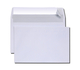 Weißes selbstklebendes Kuvert mit Abziehstreifen.